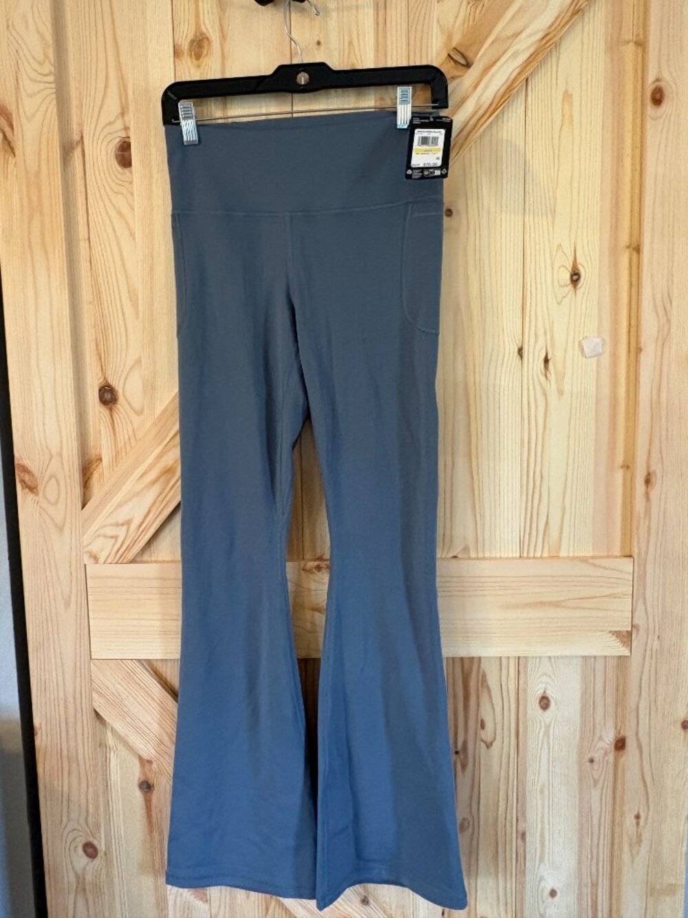 Under Armour NWT Flare Leggings Medium Gray Movement Yoga Pants $70